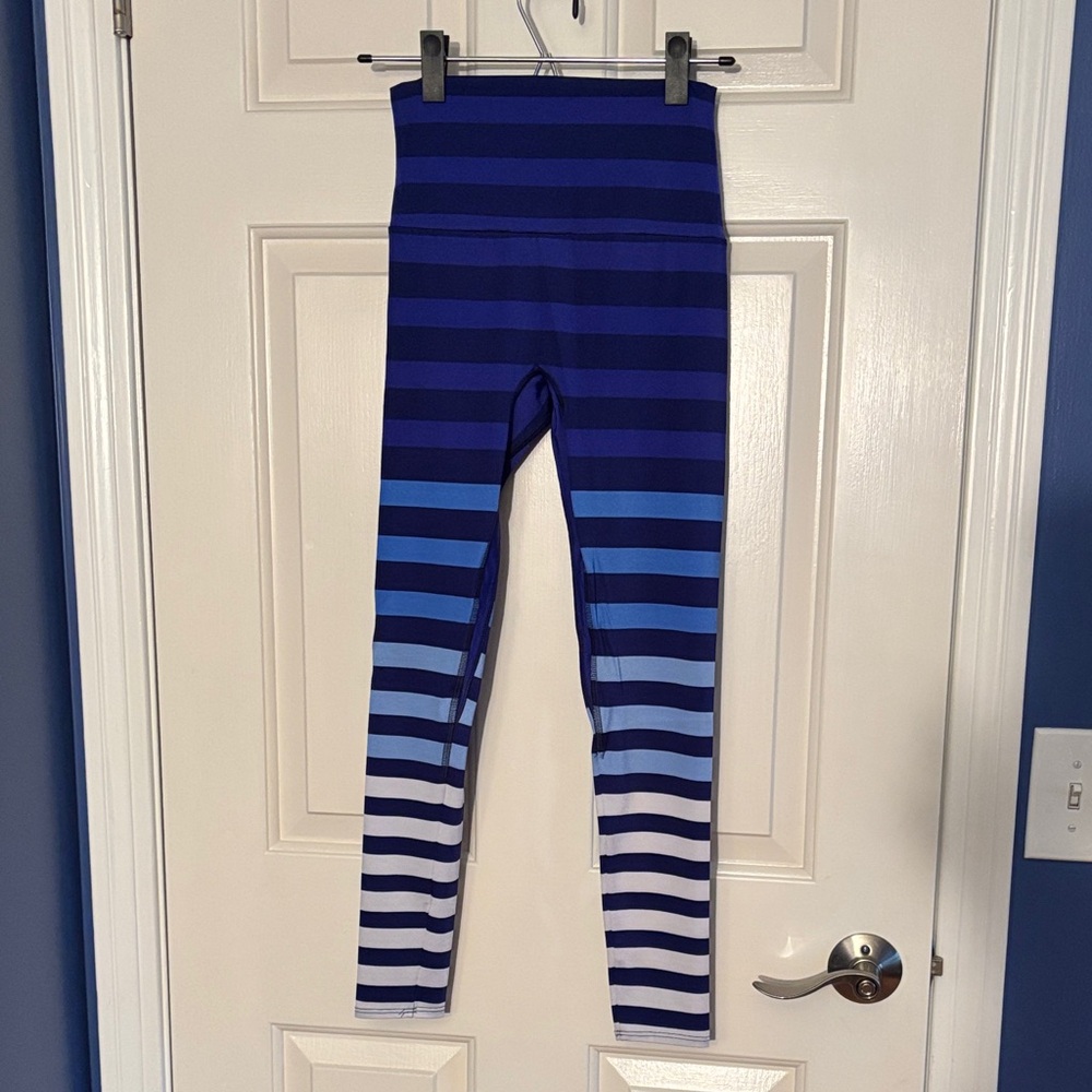 Striped Blue K-Deer Leggings